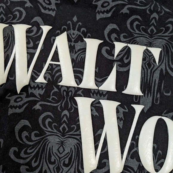 Walt Disney World Spirit Jersey The Haunted Mansion Glow In The Dark Adult Small - Picture 9 of 16